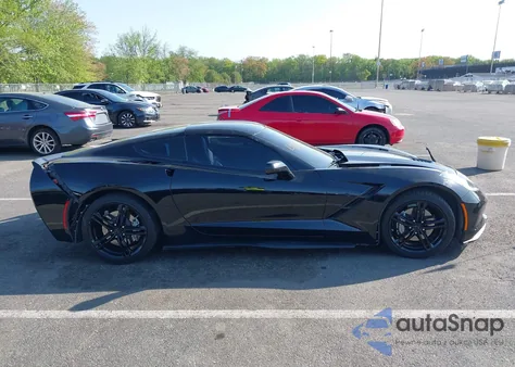 2017 Chevrolet Corvette Stingray z USA, uszkodzony, nr VIN 1G1YA2D74H5119714